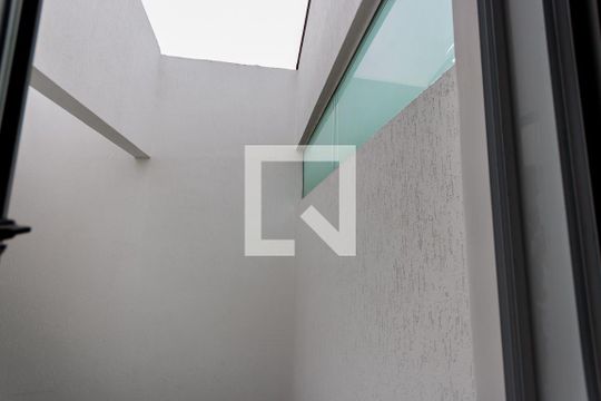 Vista da Suíte 2 de casa à venda com 3 quartos, 120m² em Utinga, Santo André