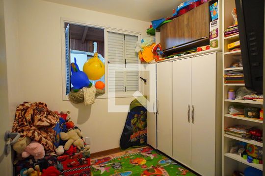Quarto 1 de casa de condomínio à venda com 3 quartos, 86m² em Jardim Itu, Porto Alegre