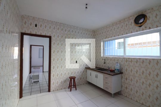 Cozinha de casa para alugar com 2 quartos, 100m² em Baeta Neves, São Bernardo do Campo