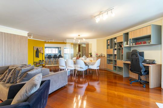 Sala de apartamento à venda com 5 quartos, 200m² em Vila Assunção, Santo André