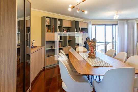 Sala de apartamento à venda com 5 quartos, 200m² em Vila Assunção, Santo André