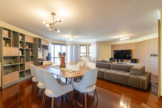 Sala de apartamento à venda com 5 quartos, 200m² em Vila Assunção, Santo André