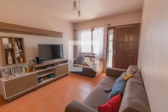 Sala de casa à venda com 3 quartos, 180m² em Pinheiro, São Leopoldo
