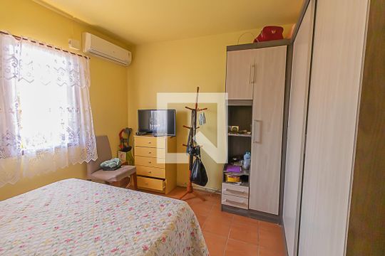 Quarto de casa à venda com 3 quartos, 180m² em Pinheiro, São Leopoldo