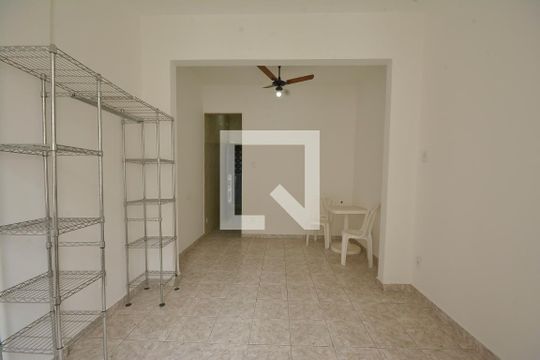 Conjugado de apartamento para alugar com 1 quarto, 28m² em Botafogo, Rio de Janeiro