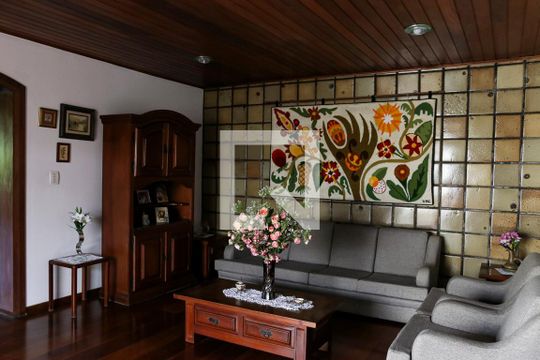 Sala de estar de casa à venda com 6 quartos, 450m² em Aclimação, SÃO PAULO