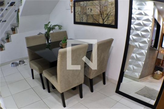 Sala de casa à venda com 3 quartos, 216m² em Pechincha, Rio de Janeiro
