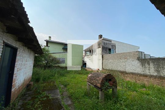 Area externa de casa à venda com 4 quartos, 260m² em Scharlau, São Leopoldo