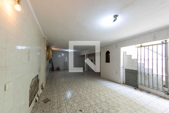 Casa à venda com 3 quartos, 200m² em Parque São Lucas, São Paulo