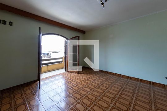 Casa à venda com 3 quartos, 200m² em Parque São Lucas, São Paulo