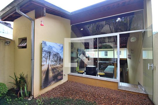 Jardim de casa à venda com 3 quartos, 212m² em Jardim Andrea Demarchi, São Bernardo do Campo