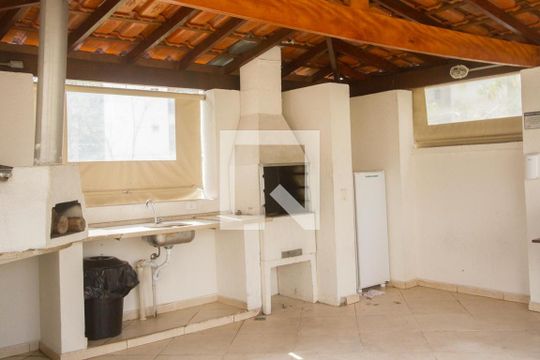 Churrasqueira de apartamento para alugar com 2 quartos, 55m² em Vila das Belezas, São Paulo