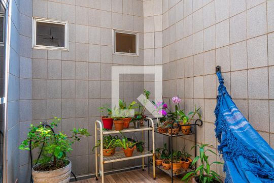 Sala de casa à venda com 2 quartos, 308m² em Parque Industrial, Campinas