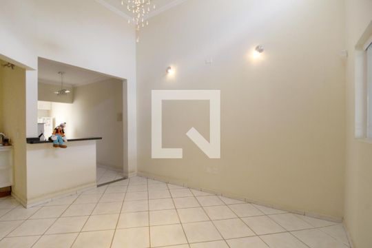 Sala de casa para alugar com 2 quartos, 110m² em Wanel Ville, Sorocaba