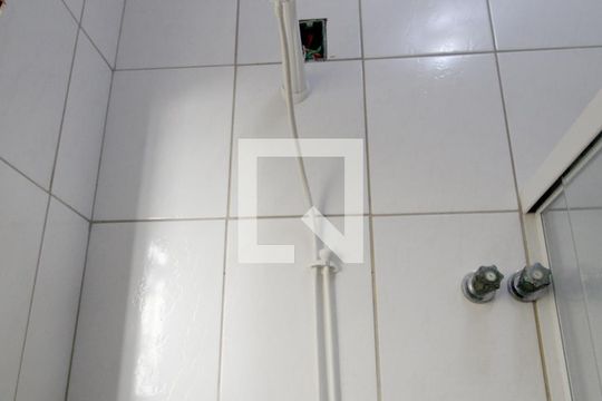 Banheiro de casa para alugar com 2 quartos, 110m² em Wanel Ville, Sorocaba
