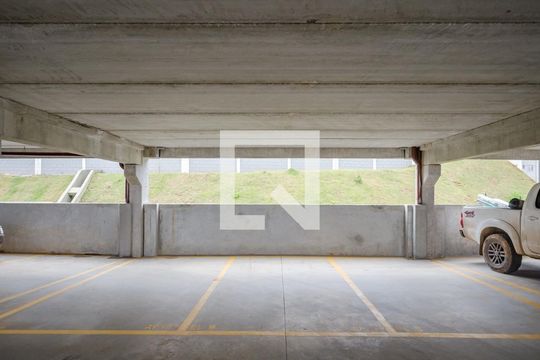 Garagem de apartamento à venda com 2 quartos, 58m² em Engenho Nogueira, Belo Horizonte