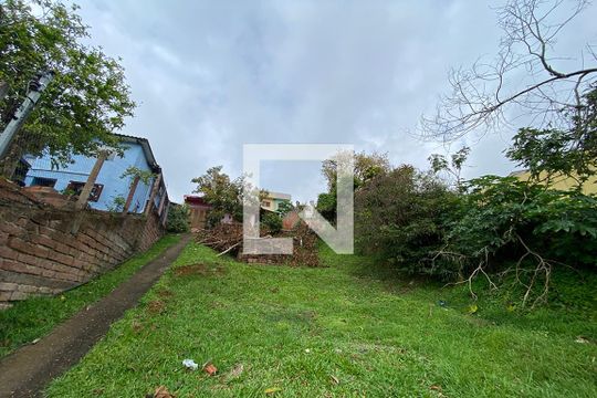 Fachada de casa à venda com 2 quartos, 80m² em Pinheiro, São Leopoldo