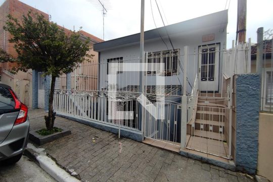 fachada de casa para alugar com 1 quarto, 25m² em Vila Dom Pedro Ii, São Paulo