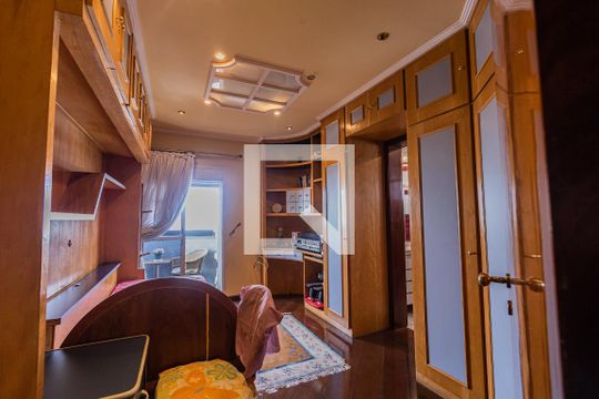Suite 1 de apartamento para alugar com 4 quartos, 167m² em Vila Matilde, São Paulo