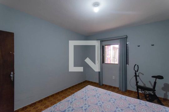 Quarto 1 de casa à venda com 3 quartos, 150m² em Jardim Santo Antônio, São Paulo