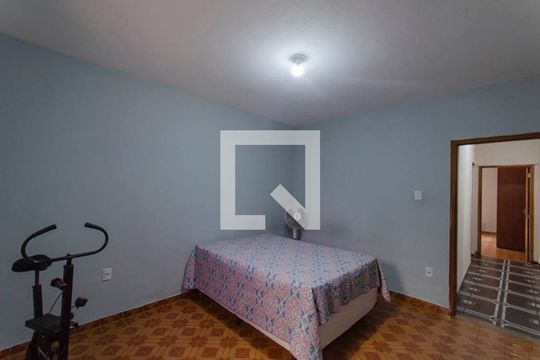 Quarto 1 de casa à venda com 3 quartos, 150m² em Jardim Santo Antônio, São Paulo