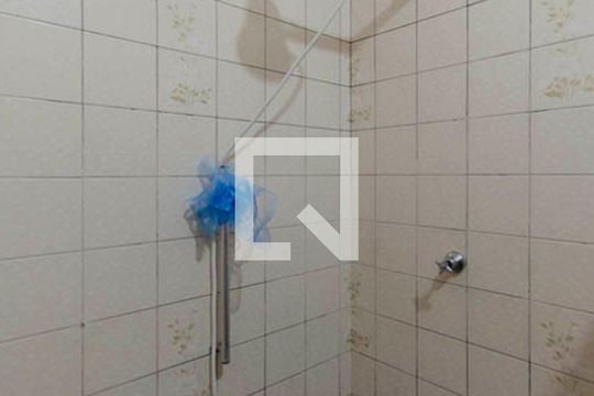 Banheiro de casa à venda com 3 quartos, 150m² em Jardim Santo Antônio, São Paulo
