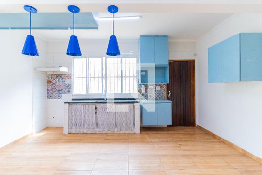 Cozinha de casa à venda com 3 quartos, 140m² em Vila do Castelo, São Paulo
