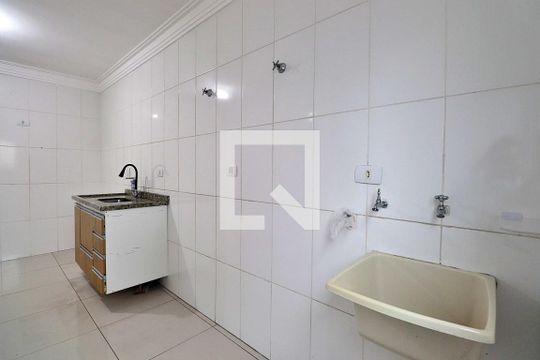 Área de Serviço de casa de condomínio para alugar com 2 quartos, 105m² em Vila Curuçá, Santo André