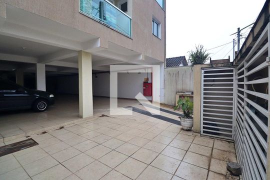 Garagem de casa de condomínio para alugar com 2 quartos, 105m² em Vila Curuçá, Santo André