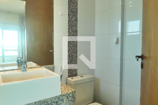 Suíte - Banheiro do Quarto 1 de apartamento à venda com 2 quartos, 67m² em Bangú, Santo André