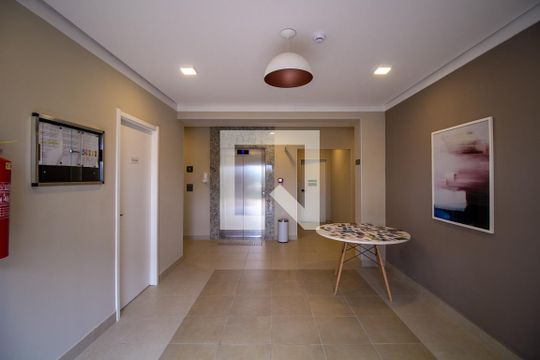 Hall de Entrada de apartamento para alugar com 1 quarto, 28m² em Jardim Adutora, São Paulo