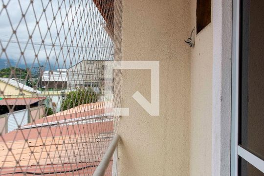 Varanda de casa de condomínio para alugar com 2 quartos, 66m² em Comendador Soares, Nova Iguaçu