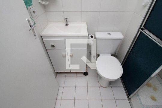 Banheiro de apartamento à venda com 2 quartos, 46m² em Luz, São Paulo
