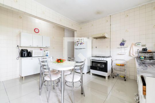 Cozinha de casa à venda com 5 quartos, 300m² em Vila Babilônia, São Paulo