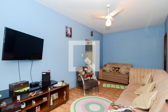 Sala de casa à venda com 3 quartos, 220m² em Vila Capitão Rabelo, Guarulhos