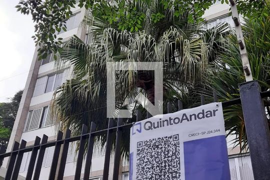 Placa Instalada de apartamento à venda com 3 quartos, 125m² em Vila Mariana, São Paulo