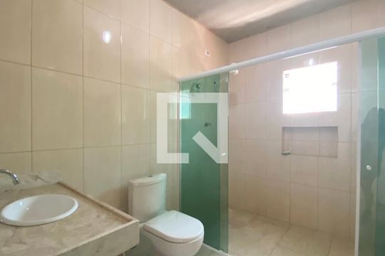 Banheiro de casa à venda com 4 quartos, 300m² em Jardim Regina Alice, Barueri