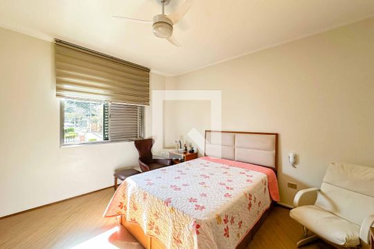 Suíte de casa à venda com 3 quartos, 290m² em Jardim Franca, São Paulo