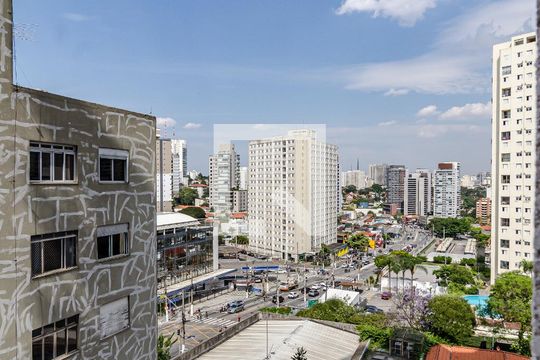 Vista de apartamento para alugar com 1 quarto, 35m² em Sumarezinho, São Paulo
