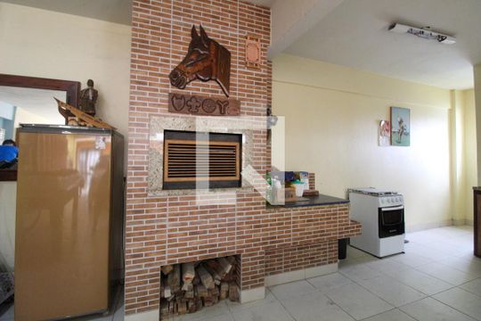 Churrasqueira de casa à venda com 3 quartos, 340m² em Nossa Sra. das Gracas, Canoas