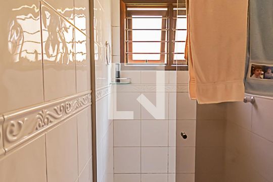 Banheiro do Quarto 1 de casa à venda com 3 quartos, 178m² em Cristo Rei, São Leopoldo