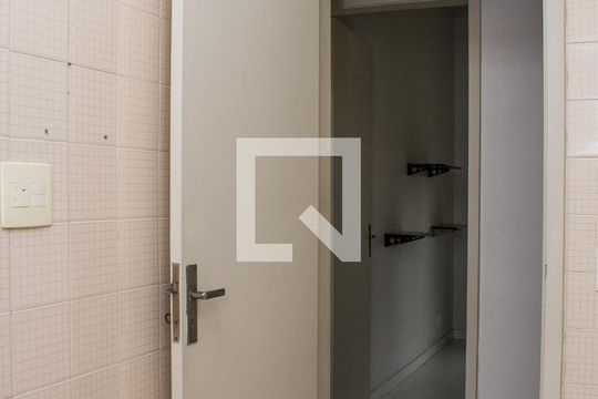 Cozinha de apartamento para alugar com 3 quartos, 80m² em Lins de Vasconcelos, Rio de Janeiro