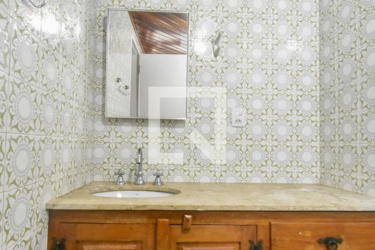 Banheiro Suíte 01 de apartamento para alugar com 3 quartos, 110m² em Brooklin Paulista, São Paulo