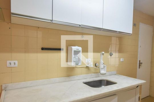 Cozinha de apartamento para alugar com 3 quartos, 110m² em Brooklin Paulista, São Paulo