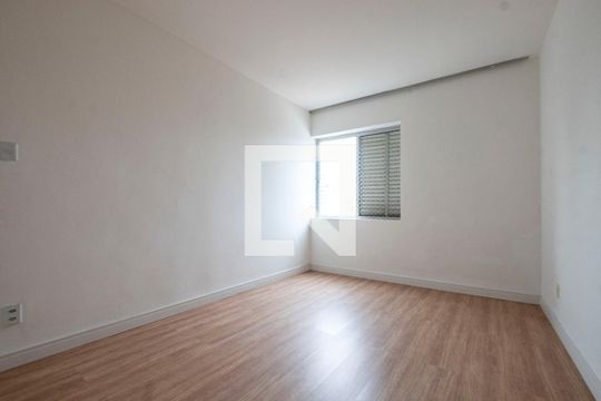 Quarto 1 de apartamento para alugar com 2 quartos, 99m² em Sumaré, São Paulo