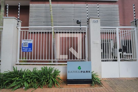 Fachada de apartamento à venda com 2 quartos, 65m² em Barra Funda, São Paulo