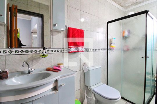 Banheiro da Suíte de casa à venda com 3 quartos, 126m² em Utinga, Santo André
