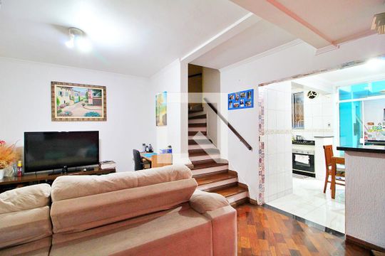 Casa à venda com 3 quartos, 126m² em Utinga, Santo André