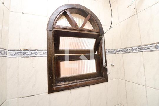 Banheiro de casa para alugar com 1 quarto, 70m² em Parque Continental I, Guarulhos