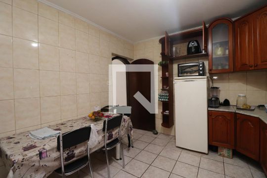 Cozinha de casa para alugar com 1 quarto, 70m² em Parque Continental I, Guarulhos
